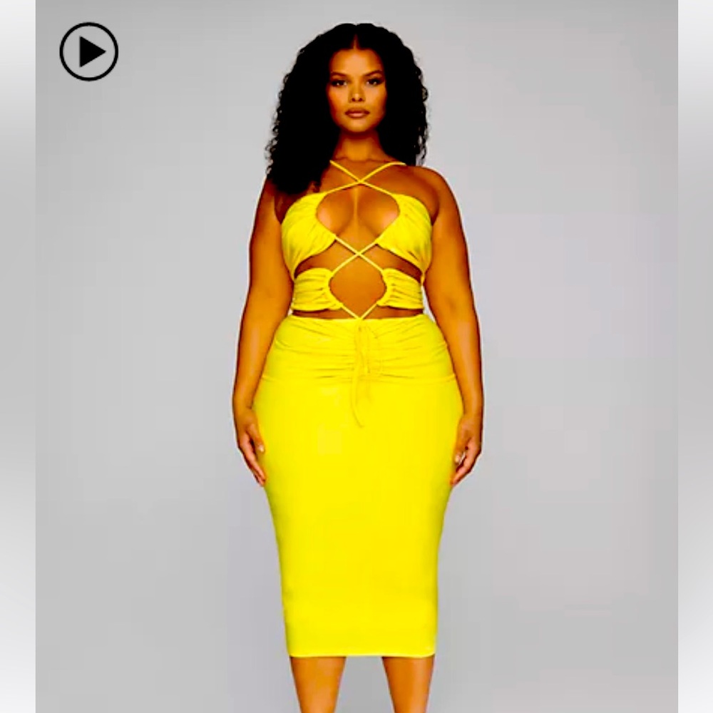 Fashion to Figure Dahlia Drawstring Detail Midi Yellow Dress